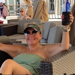 Meet your Posher, Dawn